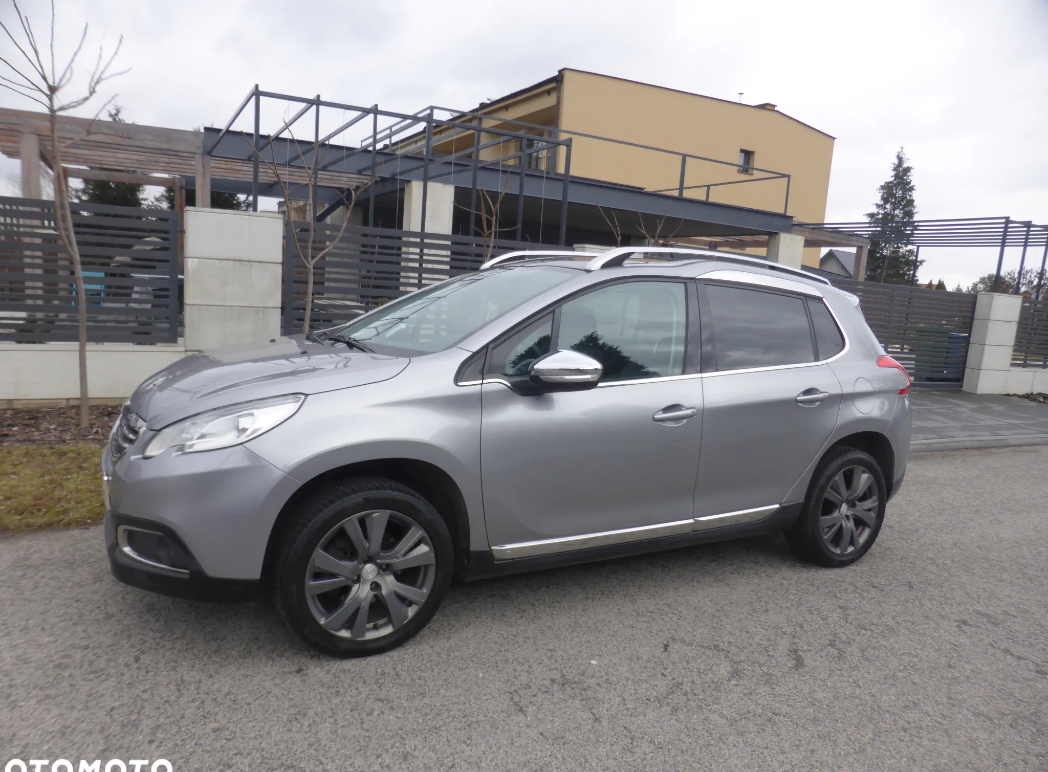 Peugeot 2008 cena 31900 przebieg: 186000, rok produkcji 2013 z Radom małe 277